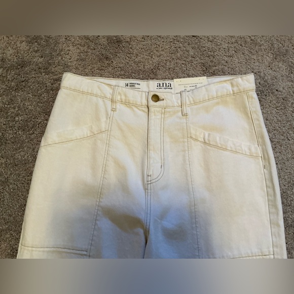 Women's High Rise Barrel Jeans - Picture 3 of 6